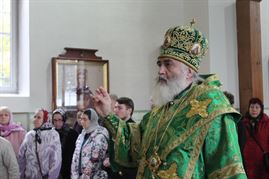 Епископ Мстислав совершил Божественную Литургию на подворье Свято-Троицкого Александра Свирского мужского монастыря в Санкт-Петербурге