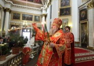Преосвященнейший Мстислав, епископ Тихвинский и Лодейнопольский, сослужил митрополиту Варсонофию в Александро-Невской Лавре