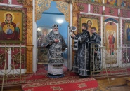 Преосвященнейший Мстислав, епископ Тихвинский и Лодейнопольский, совершил Литургию Преждеосвященных Даров в Знаменском храме г.Тихвина