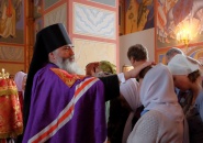 Преосвященнейший Мстислав, епископ Тихвинский и Лодейнопольский совершил Божественную Литургию в храме Рождества Пресвятой Богородицы г. Кириши.
