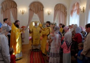Преосвященнейший Мстислав, епископ Тихвинский и Лодейнопольский, совершил Божественную Литургию в храме Всех Святых г. Тихвина