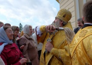 Преосвященнейший Мстислав, епископ Тихвинский и Лодейнопольский, совершил Божественную Литургию в храме Всех Святых г. Тихвина