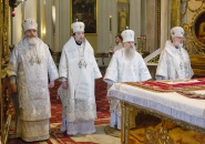 Епископ Мстислав сослужил Митрополиту Варсонофию в Александро-Невской лавре