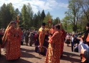 9 мая 2016 года, в праздник Победы в Великой Отечественной войне, епископ Мстислав возложил венок к мемориалу «Невский пятачок»