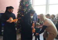 Епископ Мстислав принял участие в детском Рождественском празднике - Епархиальной ёлке 