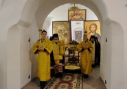 Преосвященнейший Мстислав, епископ Тихвинский и Лодейнопольский, совершил Всенощное Бдение в Тихвинском Богородичном Успенском монастыре