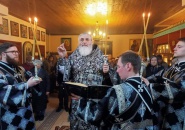 Епископ Мстислав совершил утреню с чином Погребения в городе Лодейное Поле – 14.04.2023