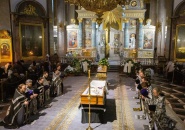 Митрополит Варсонофий совершил Божественную литургию и отпевание настоятеля Казанского собора