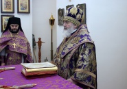 Преосвященнейший Мстислав, епископ Тихвинский и Лодейнопольский, совершил Божественную Литургию в Тихвинском Успенском мужском монастыре