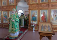 Преосвященнейший Мстислав, епископ Тихвинский и Лодейнопольский, совершил Божественную Литургию в Введено-Оятском женском монастыре