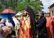 Преосвященнейший Мстислав, епископ Тихвинский и Лодейнопольский, совершил Божественную Литургию в пос. Кисельня