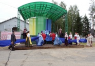 Преосвященнейший Мстислав, епископ Тихвинский и Лодейнопольский, принял участие в празднике вепсской культуры «Древо Жизни»
