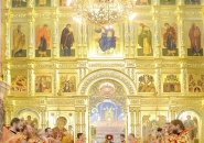 Митрополит Варсонофий совершил Божественную литургию в Новодевичьем монастыре