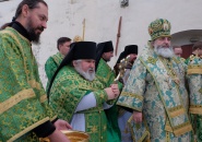 Преосвященнейший Мстислав, епископ Тихвинский и Лодейнопольский, совершил Божественную Литургию в Свято - Троицком Зеленецком мужском монастыре.