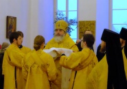 Преосвященнейший Мстислав, епископ Тихвинский и Лодейнопольский, совершил Божественную Литургию в Тихвинском мужском монастыре