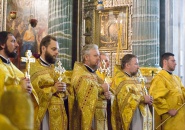 Епископ Мстислав сослужил Митрополиту Варсонофию в Казанском соборе