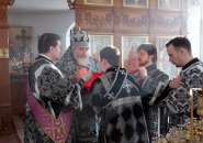 Преосвященнейший Мстислав, епископ Тихвинский и Лодейнопольский, совершил Литургию Преждеосвященных Даров в Введено-Оятском женском монастыре