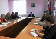 Клирики Тихвинской епархии приняли участие в очередном заседании Совета по межнациональным отношениям в г.Бокситогорске