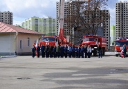 Клирик Тихвинской епархии принял участие в торжественном мероприятии по случаю Дня пожарной охраны