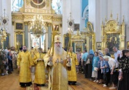 Епископ Мстислав сослужил Митрополиту Варсонофию в Князь-Владимирском соборе