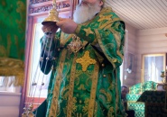 Преосвященнейший Мстислав, епископ Тихвинский и Лодейнопольский, совершил Литургию Преждеосвященных Даров в г. Подпорожье