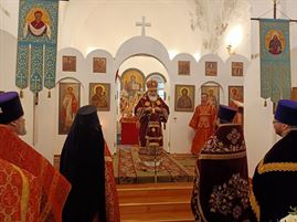 Епископ Мстислав совершил Божественную Литургию на подворье Антониево-Дымского монастыря в Санкт-Петербурге